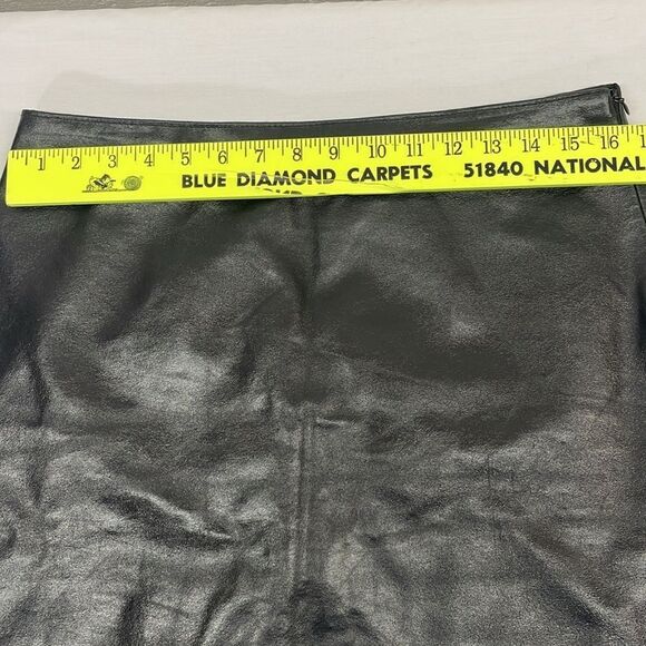 Finity 100% Genuine Leather Knee-Length Skirt, Black, size 12 A-Line Pencil - Picture 2 of 10